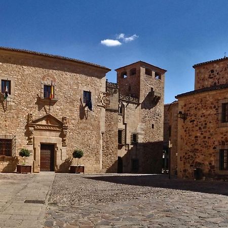 Adama Apartamento Turistico Caceres Ngoại thất bức ảnh
