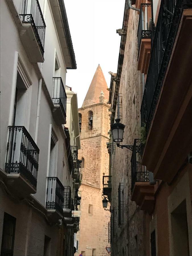 Adama Apartamento Turistico Caceres Ngoại thất bức ảnh